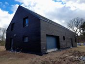 Montaż elewacji drewnianej wentylowanej