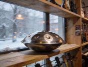 Producent handpanów marki Miłość i Spokój - miloscispokoj.pl