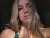 Ktoś chętny na małe co nieco?