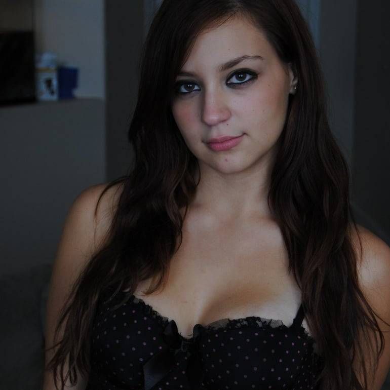 Brakuje mi dzisiaj męskiego dotyku  - Zdjęcie 1